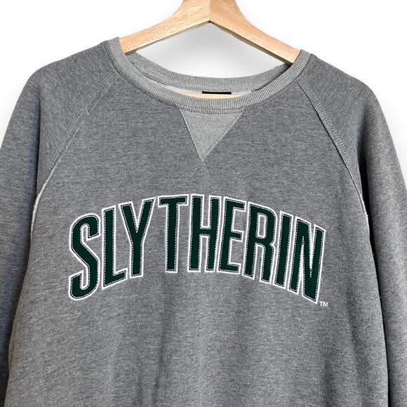 Wizarding World Of Harry Potter Slytherin Pullover Sweatshirt Women's M - Picture 3 of 8